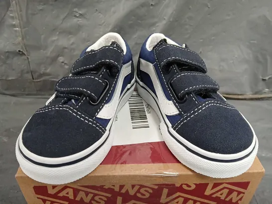 BOXED VANS INFANT BOYS OLD SKOOL TRAINERS - NAVY -UK 4