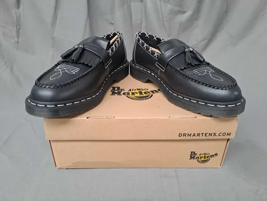 BOXED PAIR OF DR MARTENS ADRIAN GA SHOES IN BLACK UK SIZE 10