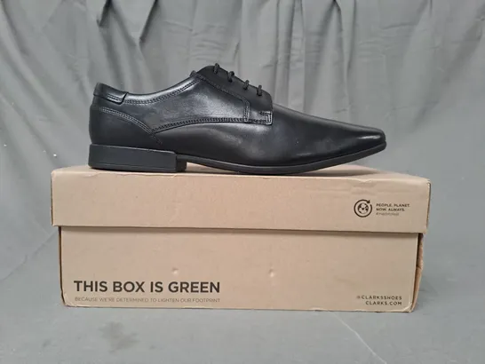 BOXED PAIR OF CLARKS SIDTON LACE UP SHOES IN BLACK UK SIZE 9