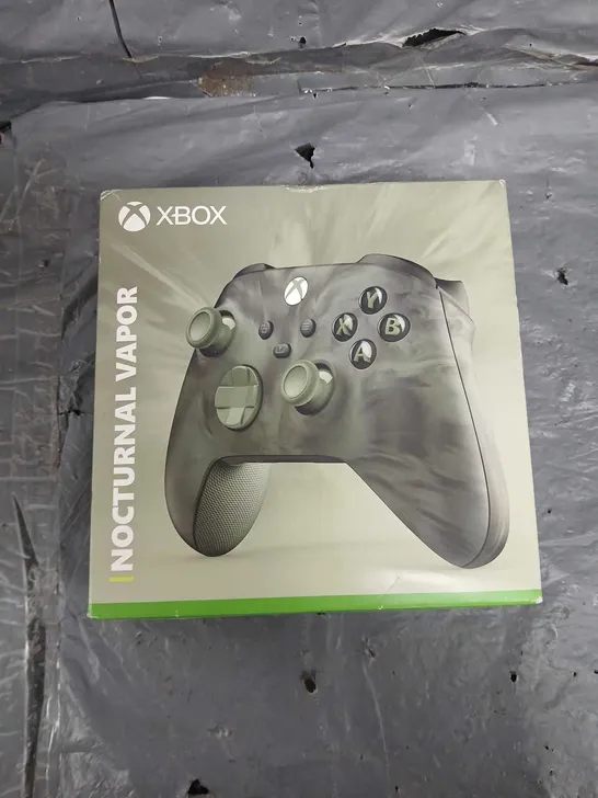 XBOX WIRELESS CONTOLLER NOCTURNAL GREEN