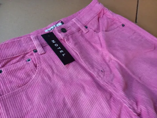 MOTEL PARALLEL CORD TROUSERS IN PINK - M / 33L