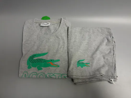 LACOSTE T-SHIRT AND SHORTS COMBO IN GREY SIZE M 