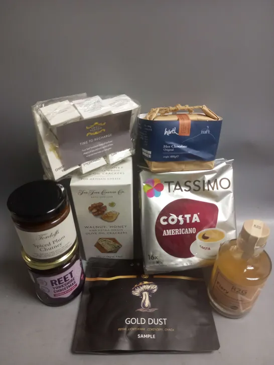 TOTE OF APPROX 12 ASSORTED FOOD ITEMS TO INCLUDE - ROOT2GINGER DRINK MIX - HARTH HOT CHOCOLATE - TORDOFFS SPICED PLUM CHUTNEY ETC