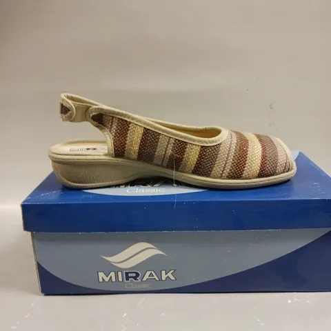 BOXED PAIR OF MIRAK CLASSIC CARLA OPEN TOE SHOES IN BROWN - SIZE 5