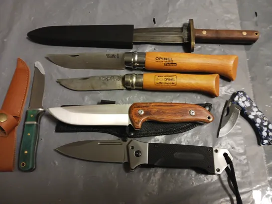 LOT OF 7 ASSORTED KNIVES TO INCLUDE OPINEL FOLDING 