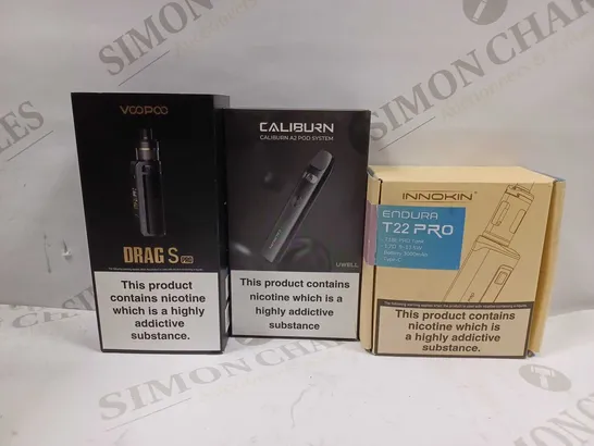 LOT OF APPROXIMATELY 30 ASSORTED E-CIGARETTES AND LIQUIDS TO INCLUDE VOOPOO DRAG S PRO, CALIBURN A2 POD SYSTEM, INNOKIN ENDURA T22 PRO, ETC