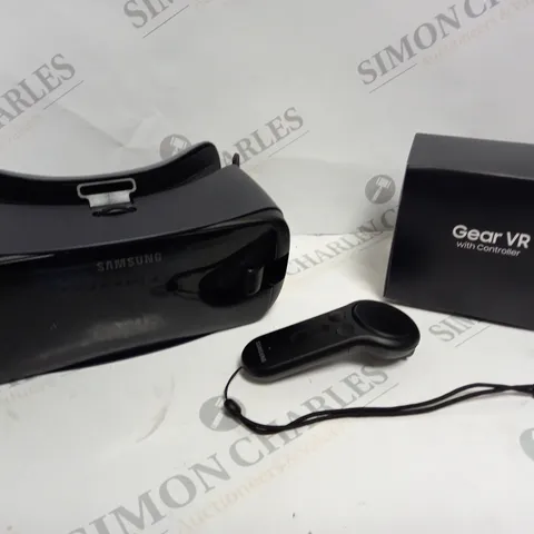 BOXED SAMSUNG GEAR VR WITH CONTROLLER 