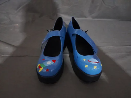 PAIR OF TIRA MARY JANES SPACE MISSION EDITION SIZE 4