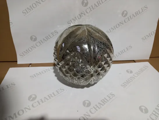 ALISON CORK ROTATING LIGHT MERCURY CUT GLASS DECORATION