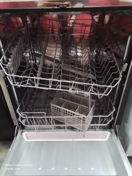 COMFEE FULLY INTEGRATED DISHWASHER, MODEL: KWH-BD1215P-W