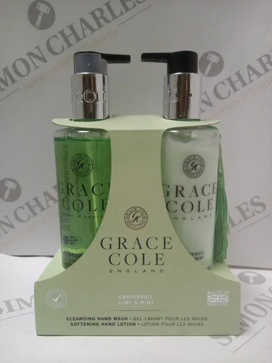 BOX OF 4 GRACE COLE GRAPEFRUIT LIME & MINT HAND CARE SETS