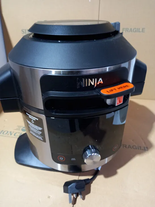 NINJA FOODI SMARTLID MULTI COOKER 