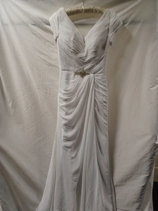 BERKETEX BRIDE WEDDING DRESS, WHITE - SIZE 10 