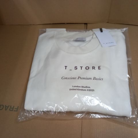 PACKAGED T_STORE WHITE CREW NECK SWEATER