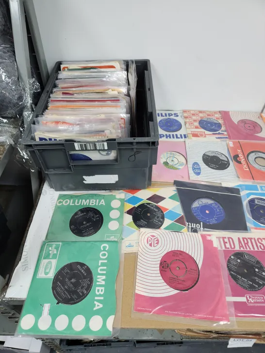 A COLLECTION OF VINYL SINGLES SINGLES