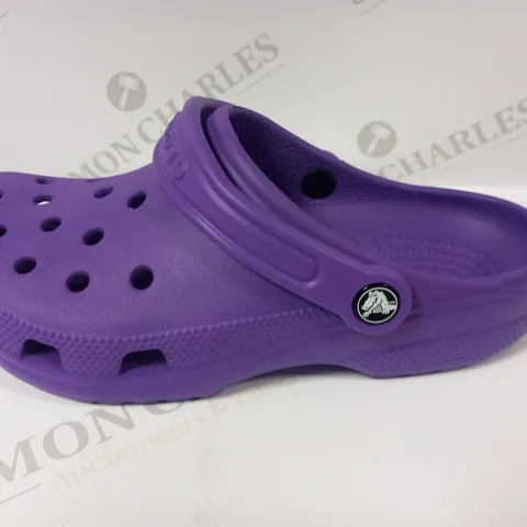 CROCS CLASSIC SIZE M5/W6