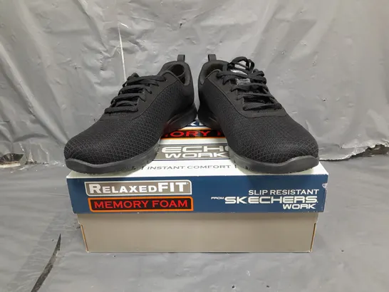 BOXED PAIR OF SKECHERS WORK MEMORY FOAM IN BLACK SIZE 6