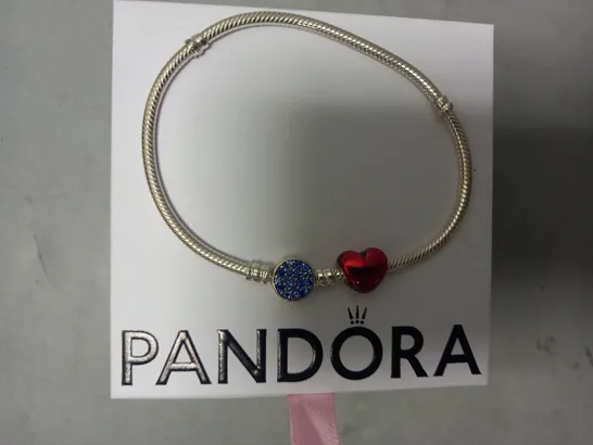 BOXED PANDORA BRACELET W. HEART CHARM