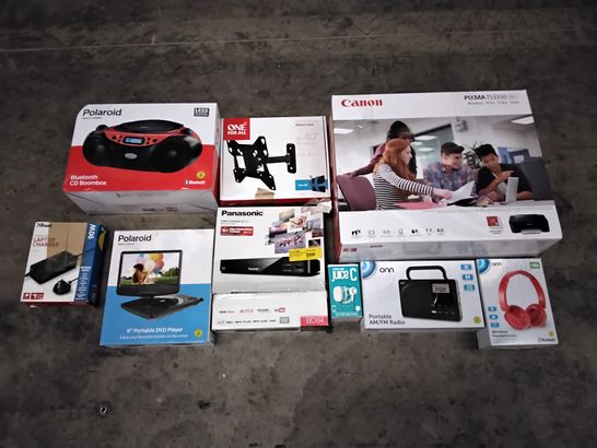 BOX OF ASSORTED ELECTRONIC ITEMS TO INCLUDE CANON PIXMAP TS3350 PRINTER, PANASONIC BLU-RAY PLAYER, POLAROID CD BOOMBOX, ONE FOR ALL UNIVERSAL TV MOUNT, TRUST UNIVERSAL LAPTOP CHARGER, ETC