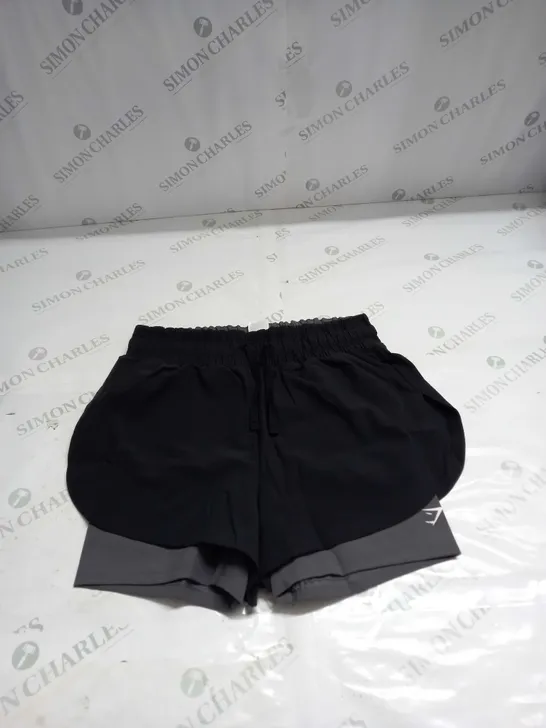 GYMSHARK SEAMLESS SHORTS SIZE S