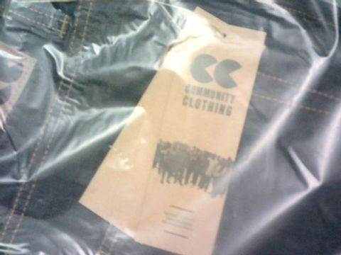 SEALED AS NEW PAIR OF COMMUNITY CLOTHING MEN'S JEANS - 30W/32L