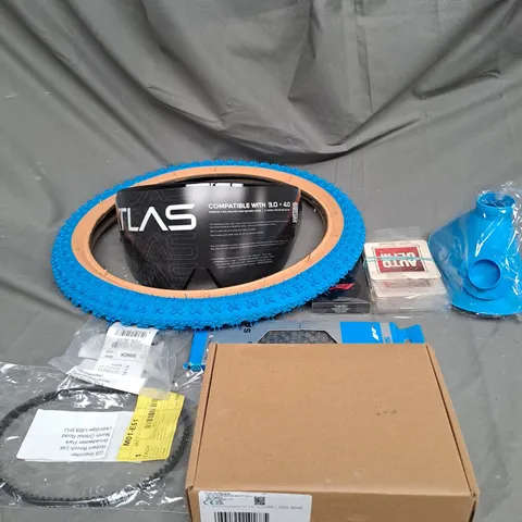 LARGE BOX OF ASSORTED CAR/BIKE PARTS AND ACCESSORIES TO INCUDE BIKE TYRES, BIKE CHAINS AND BIKE HELMET GLASS