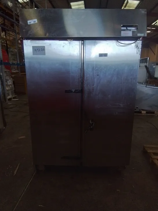 COMMERCIAL STAINLESS DOUBLE DOOR REFRIGERATED FOOD STORAGE UNIT 