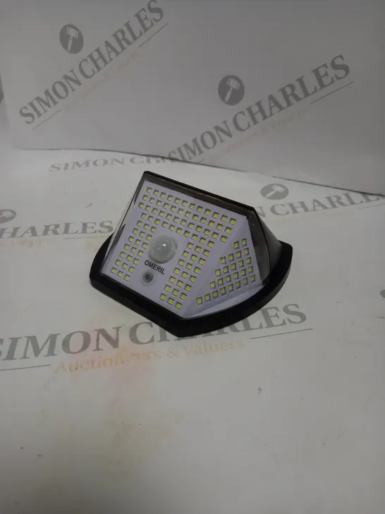 BOXED OMERIL 138LED SOLAR MOTION SENSOR LIGHT