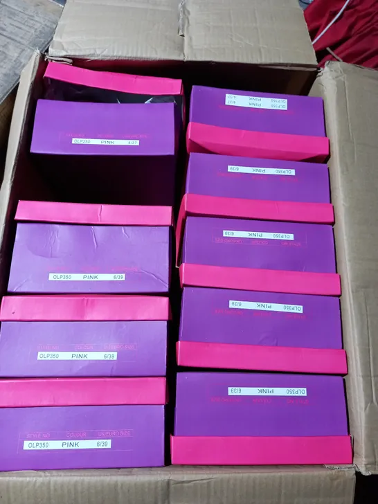 APPROXIMATELY 9 BOXED PAIRS OF DOLCIS PLATFORM SANDALS IN PINK VARIOUS SIZES TO INCLUDE SIZES 4, 6