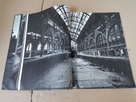 PETER LINDBERGH U TOLD STORIES BY TASCHEN PHOTOGRAPHY BOOK