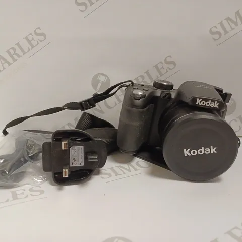 KODAK PIXPRO AZ422 DIGITAL CAMERA