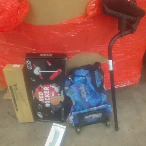 PALLET OF ASSORTED ITEMS INCLUDING SUBMERSIBLE AQUARIUM LIGHT, RED ROCKER, FOLDABLE CARE CUP, PRO CRUTCH