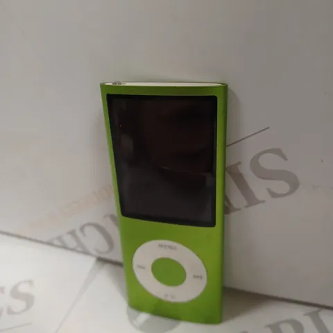 IPOD NANO 4TH GEN IN GREEN 