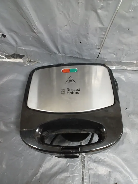 RUSSELL HOBBS SANDWICH TOASTIE MAKER RRP £45