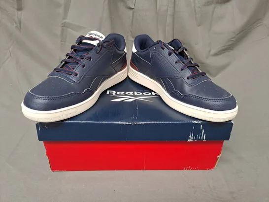 BOXED PAIR OF REEBOK COURT ADVANCE CLIP SHOES IN NAVY UK SIZE 5