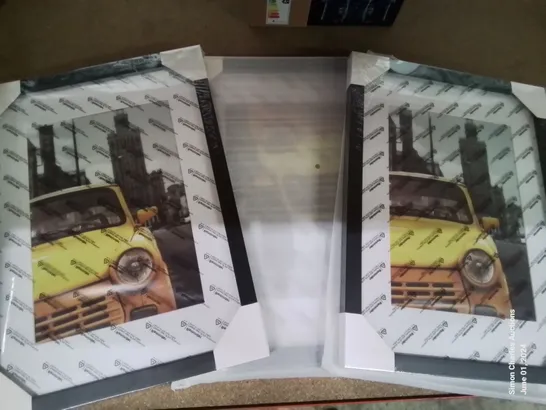 A BOX OF 3 PICTURE FRAMES SIZE UNSPECIFIED IN BLACK