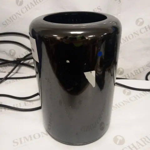 APPLE MAC PRO 6.1 A1481 DESKTOP COMPUTER