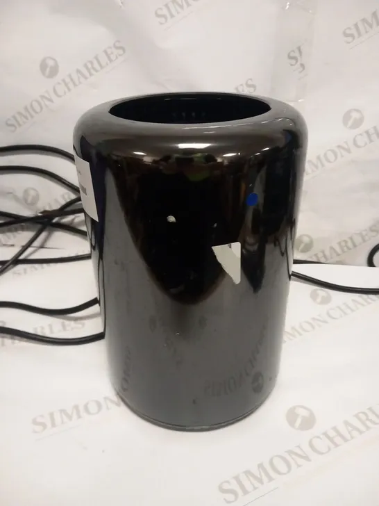 APPLE MAC PRO 6.1 A1481 DESKTOP COMPUTER