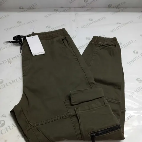 BERSHKA KHAKI CUFFED TROUSERS SIZE L