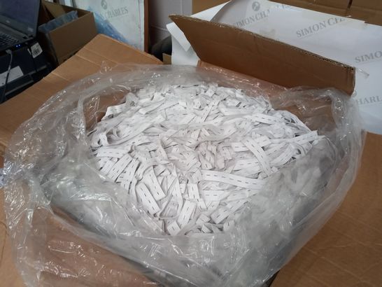 BOX OF A LARGE QUANTITY OF PLAIN WHITE WOVEN 20MM ELASTIC
