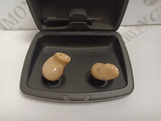 STARKEY HEARING AIDS WITH BOX