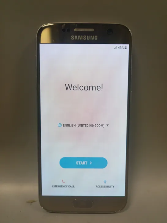 SAMSUNG GALAXY S7 SMARTPHONE IN GOLD