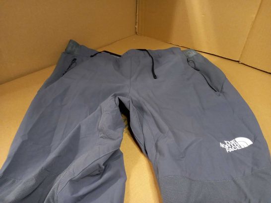 THE NORTH FACE GREY WALKING TROUSERS - MEDIUM
