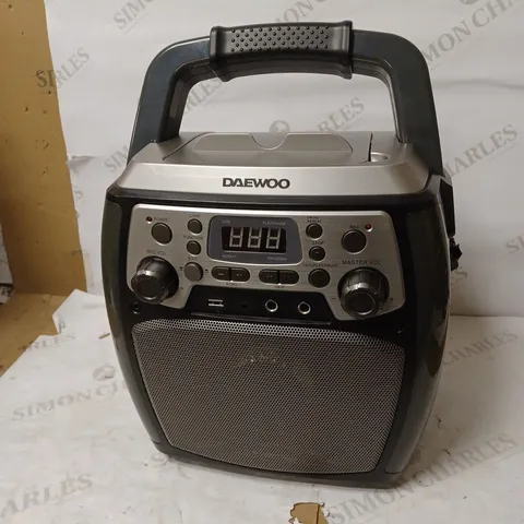 DAEWOO AVS1301GE PORTABLE KARAOKE MACHINE