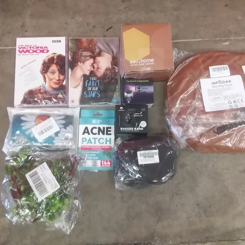 PALLET OF ASSORTED ITEMS INCLUDING KIDS PLAY FENCE, ACNE PATCH, THE FAULT IN OUR STARS DVD, EARMUFFS, RUGGED WATCH BAND, NATURAL STONE COASTERS