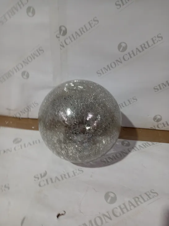 MR CHRISTMAS 8" GLASS CRACKLE SPHERE WITH ROTATING LIGHT