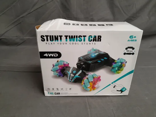 STUNT TWIST CAR