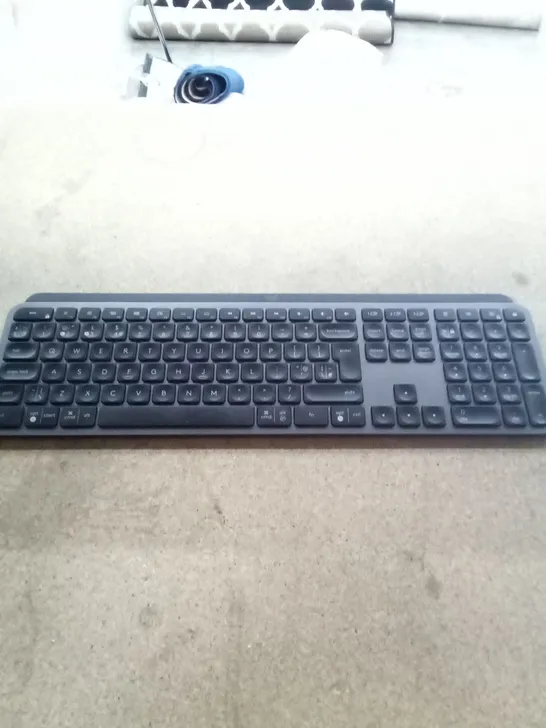 BOXED LOGITECH MX KEYS ADVANCE WIRELESS KEYBOARD 