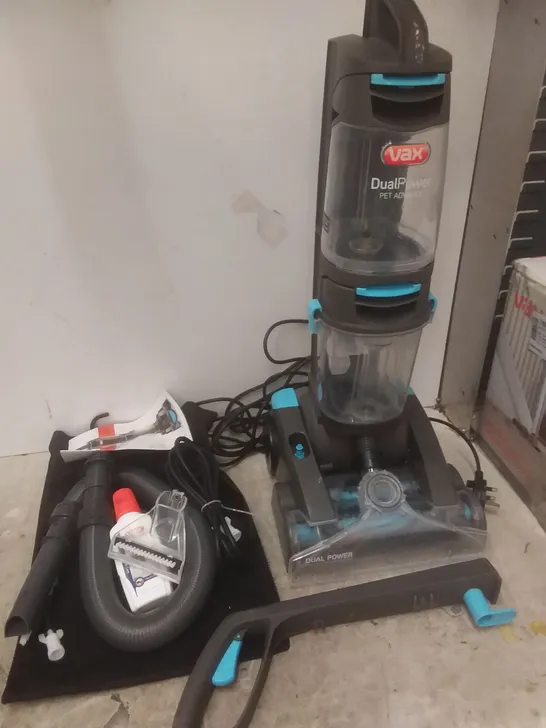 VAX DUAL POWER PET ADVANCE CARPET CLEANER