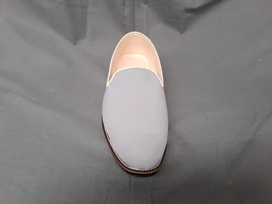 BOXED PAIR OF DESIGNER SLIP-ON SHOES IN GREY SIZE UNSPECIFIED